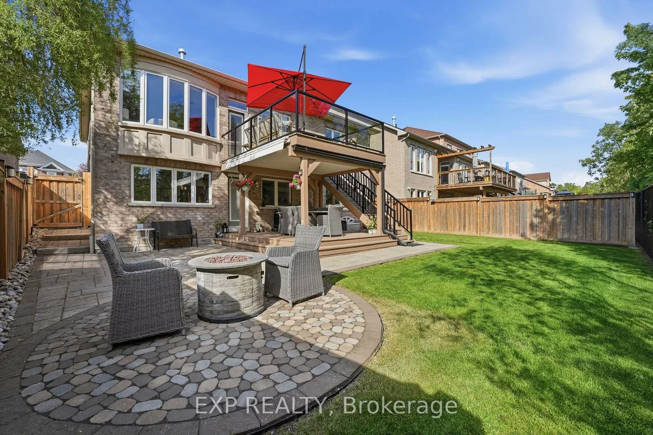 25, Manor Forest, Mt Albert, East Gwillimbury