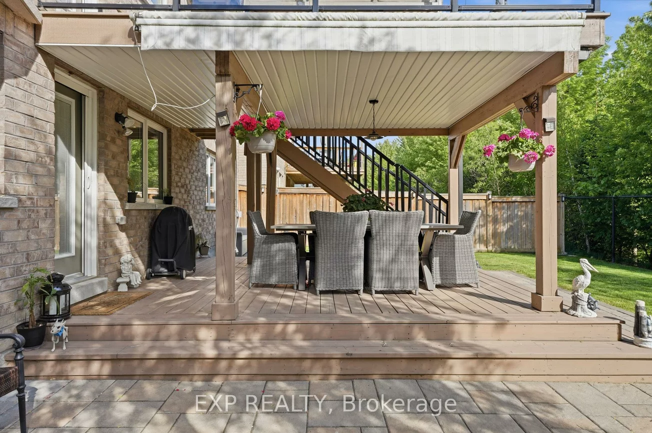 25, Manor Forest, Mt Albert, East Gwillimbury