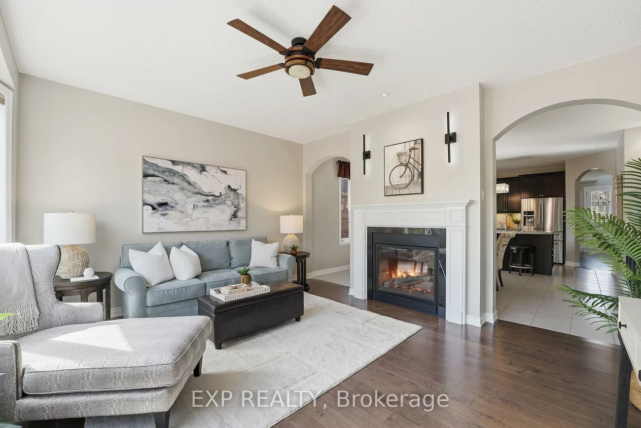 25, Manor Forest, Mt Albert, East Gwillimbury