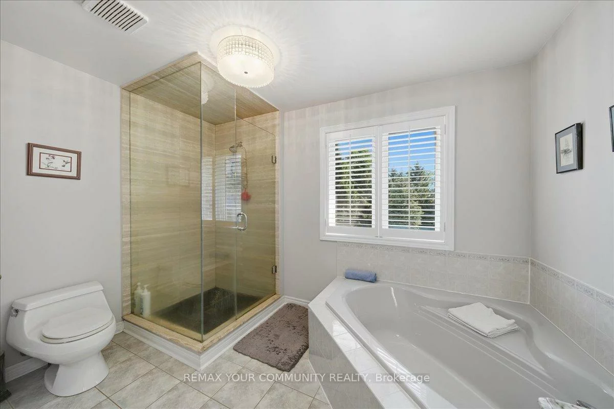 14, Oxford, Sharon, East Gwillimbury