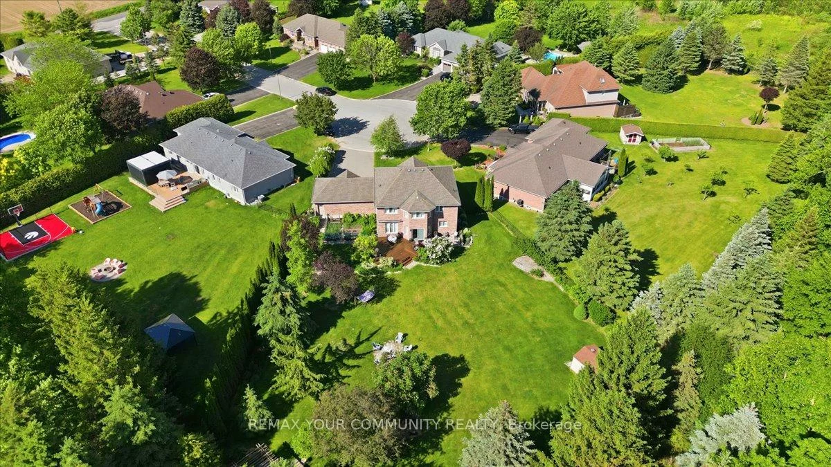 14, Oxford, Sharon, East Gwillimbury