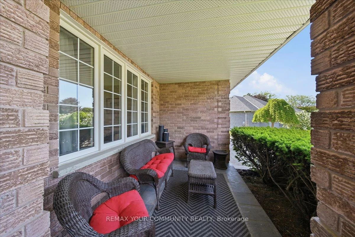 14, Oxford, Sharon, East Gwillimbury