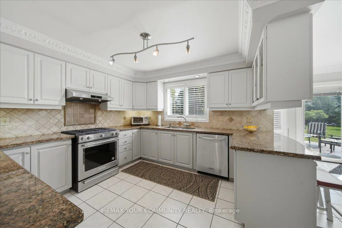 14, Oxford, Sharon, East Gwillimbury