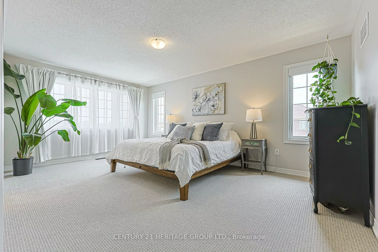 60, Cupples Farm, Mt Albert, East Gwillimbury