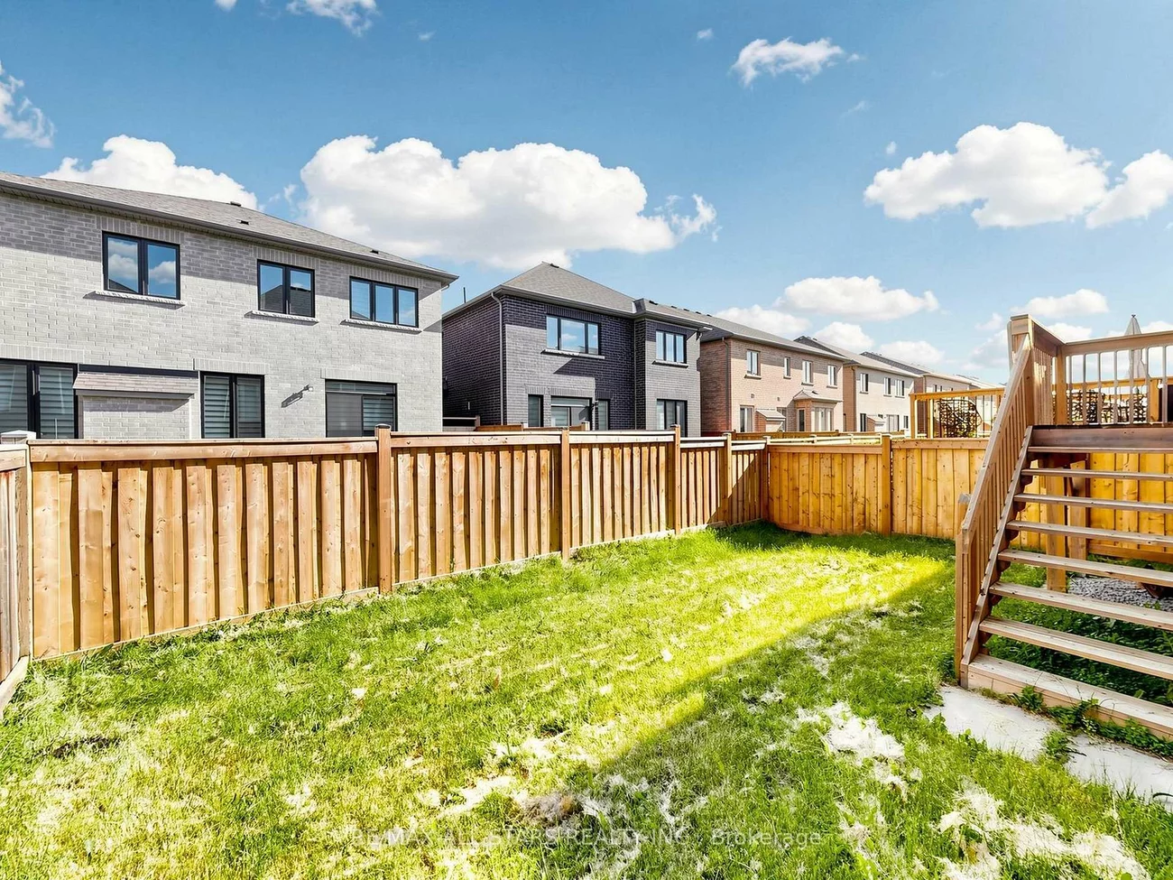 29, Mondial, Queensville, East Gwillimbury