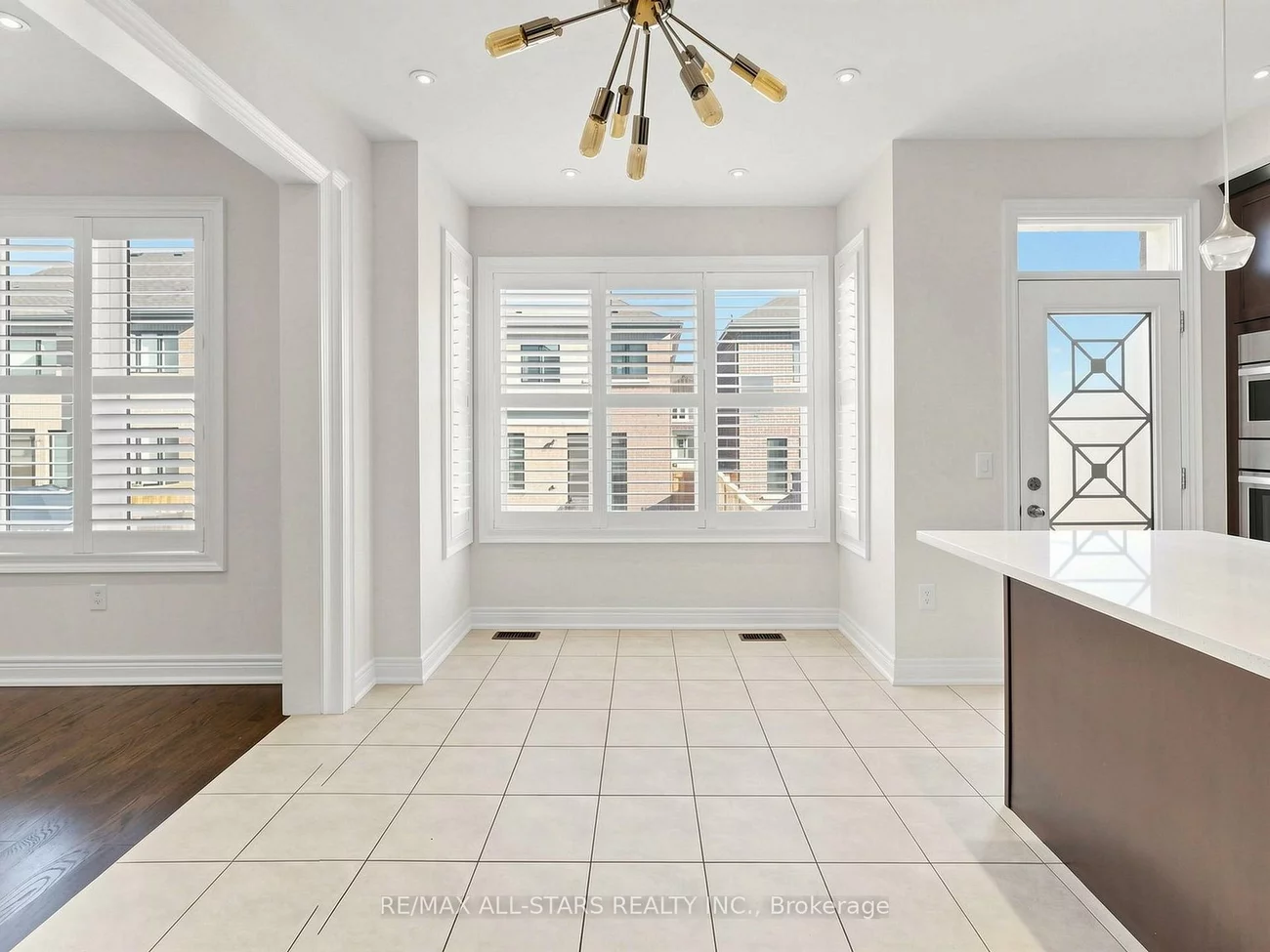 29, Mondial, Queensville, East Gwillimbury