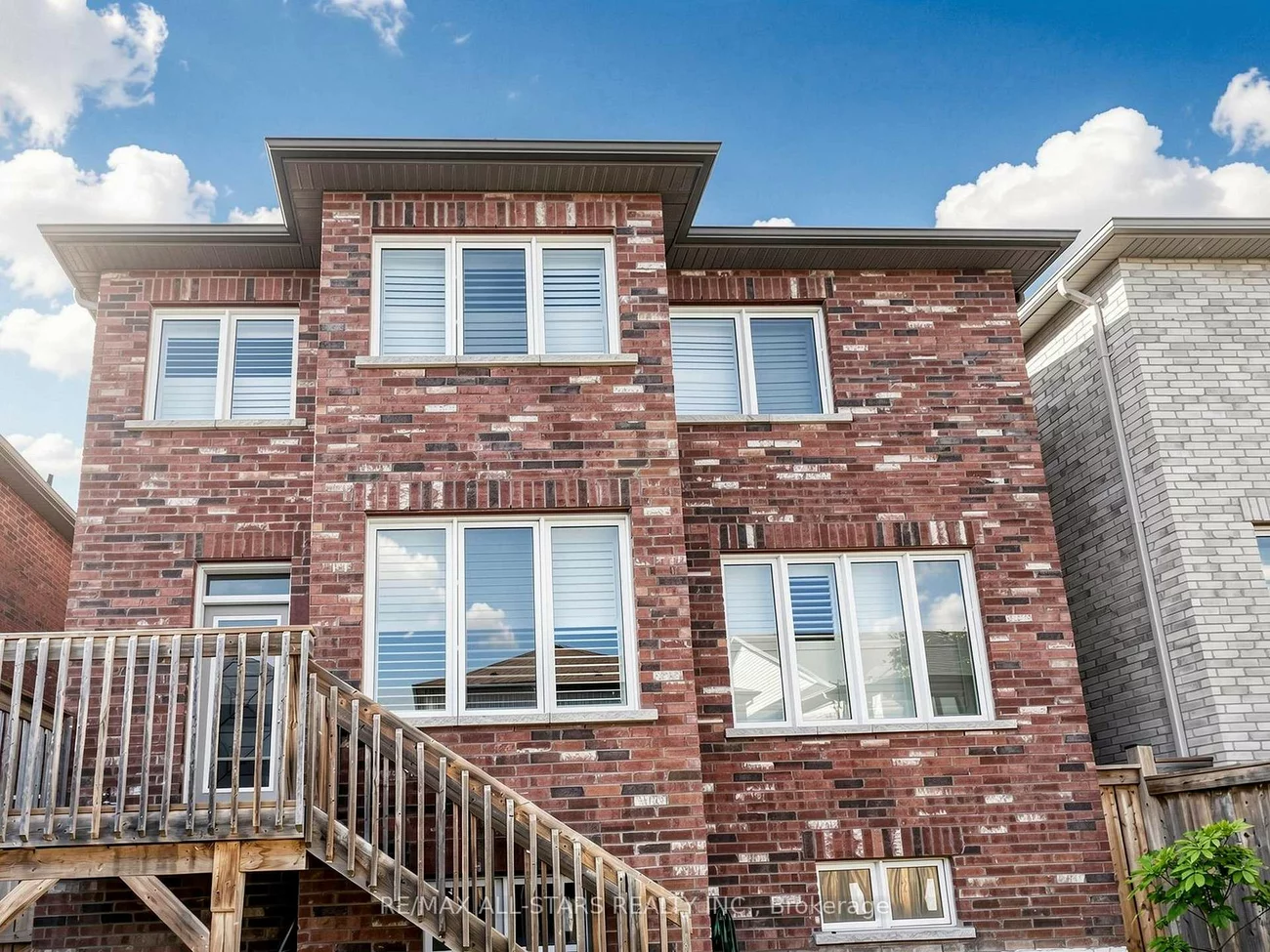 29, Mondial, Queensville, East Gwillimbury