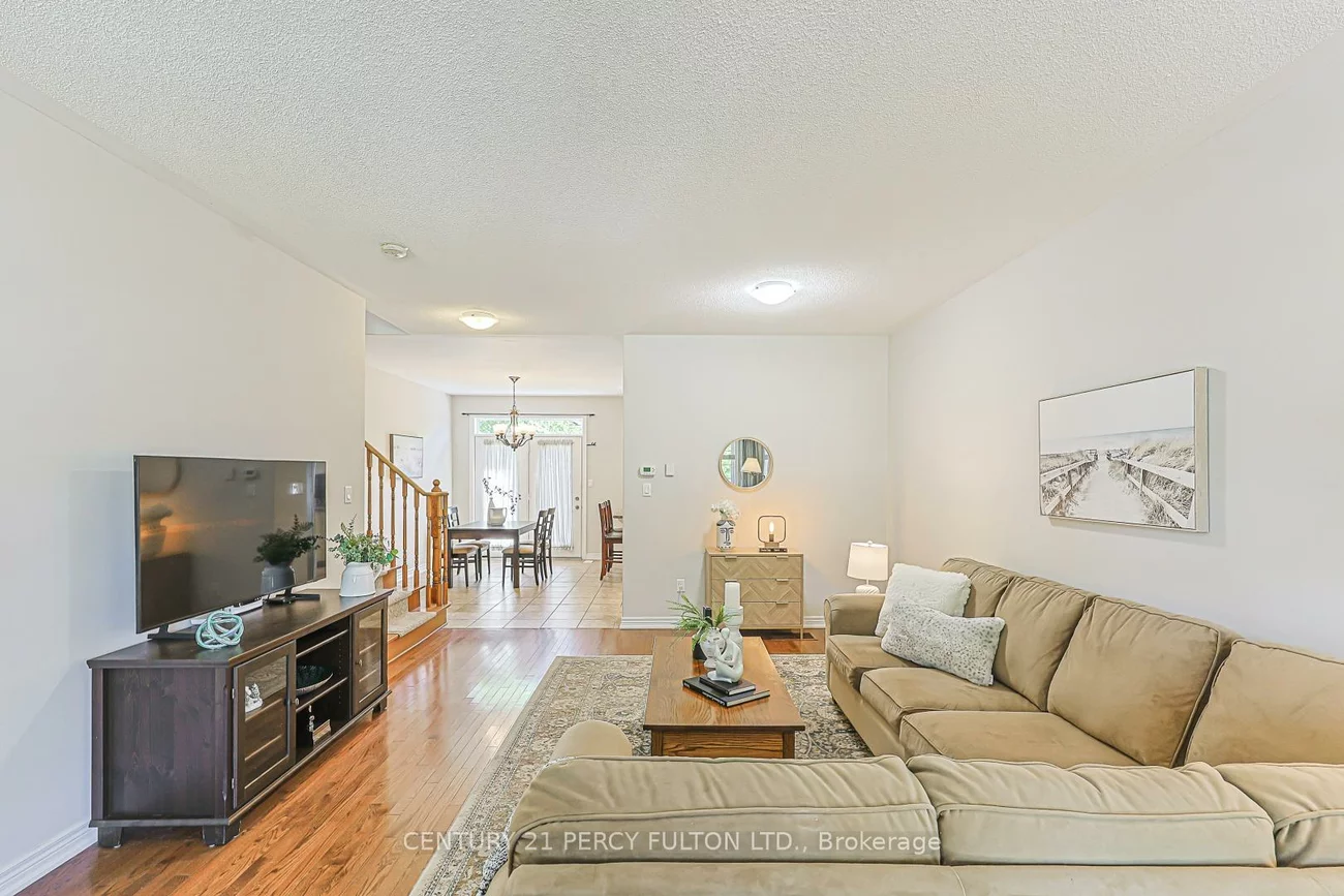 42, Arthur Case, Mt Albert, East Gwillimbury
