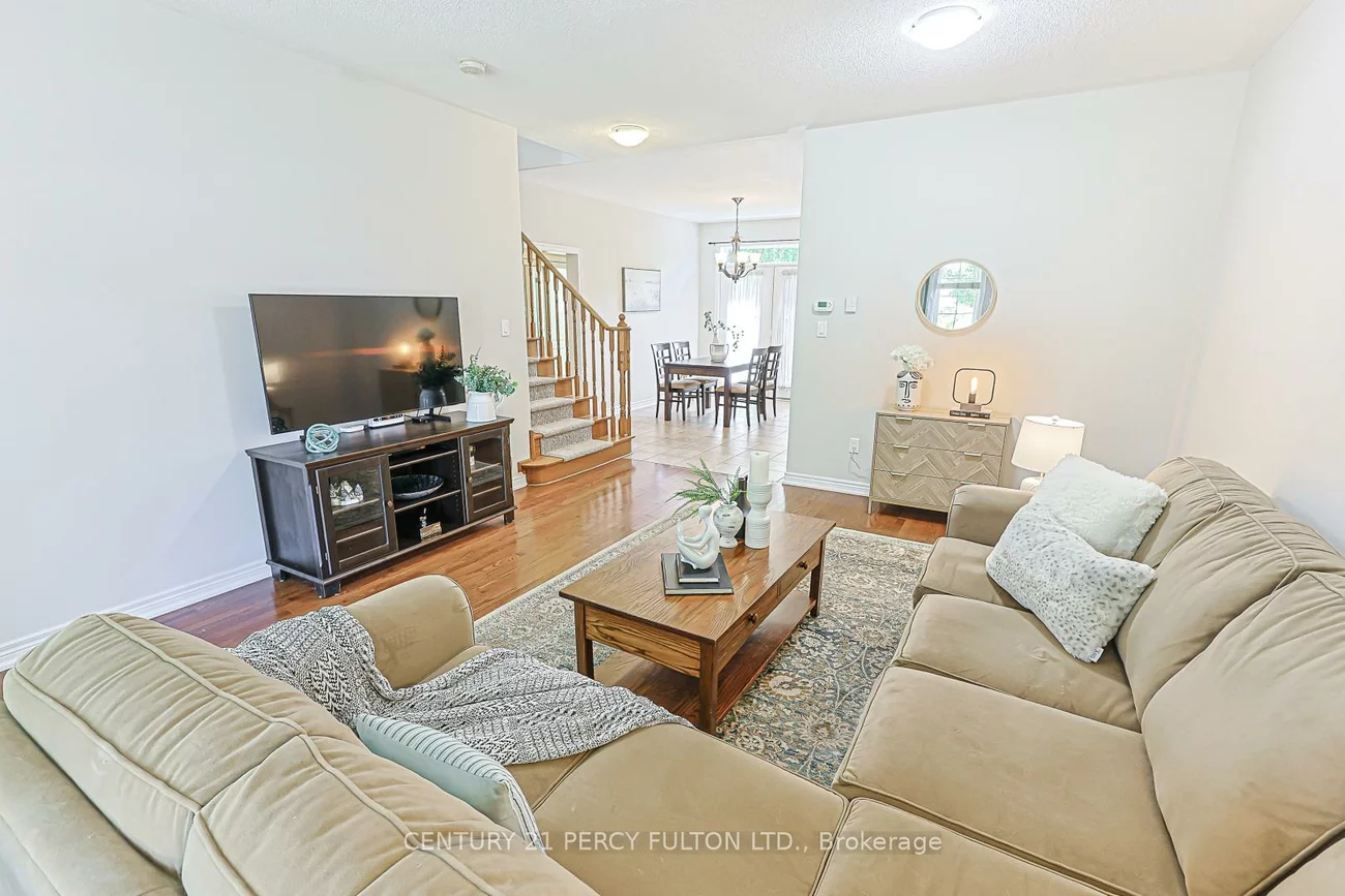 42, Arthur Case, Mt Albert, East Gwillimbury