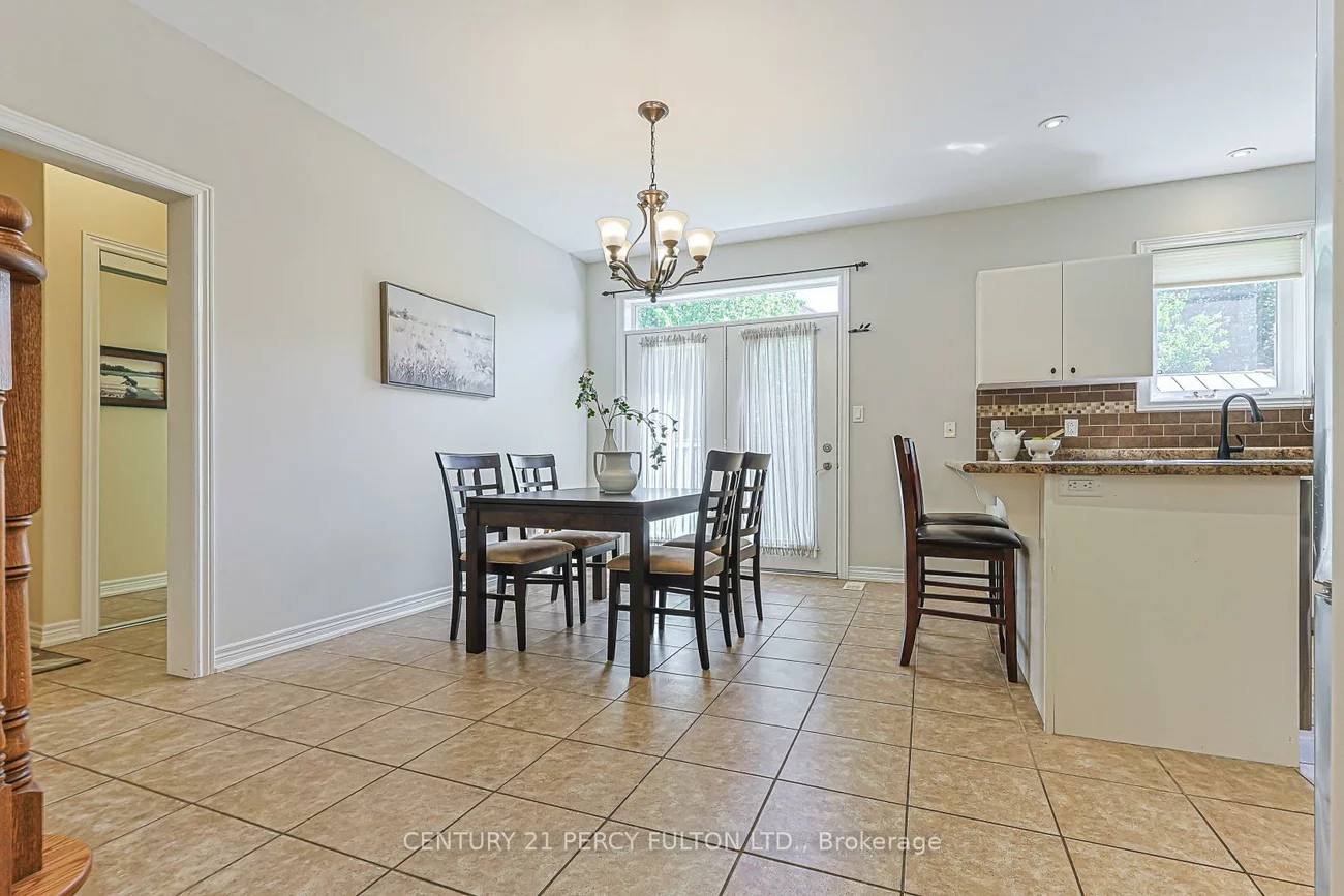 42, Arthur Case, Mt Albert, East Gwillimbury