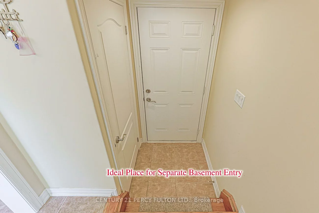 42, Arthur Case, Mt Albert, East Gwillimbury