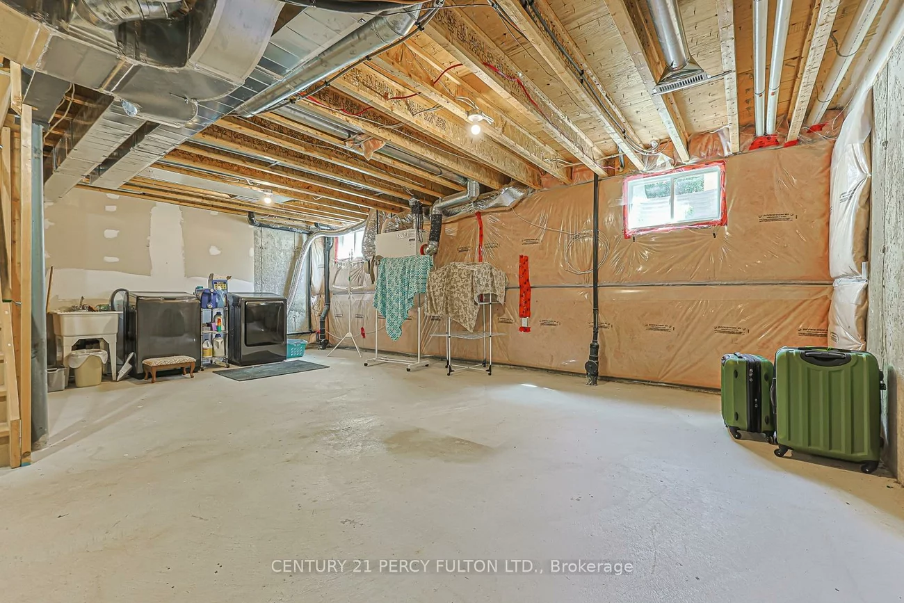 42, Arthur Case, Mt Albert, East Gwillimbury