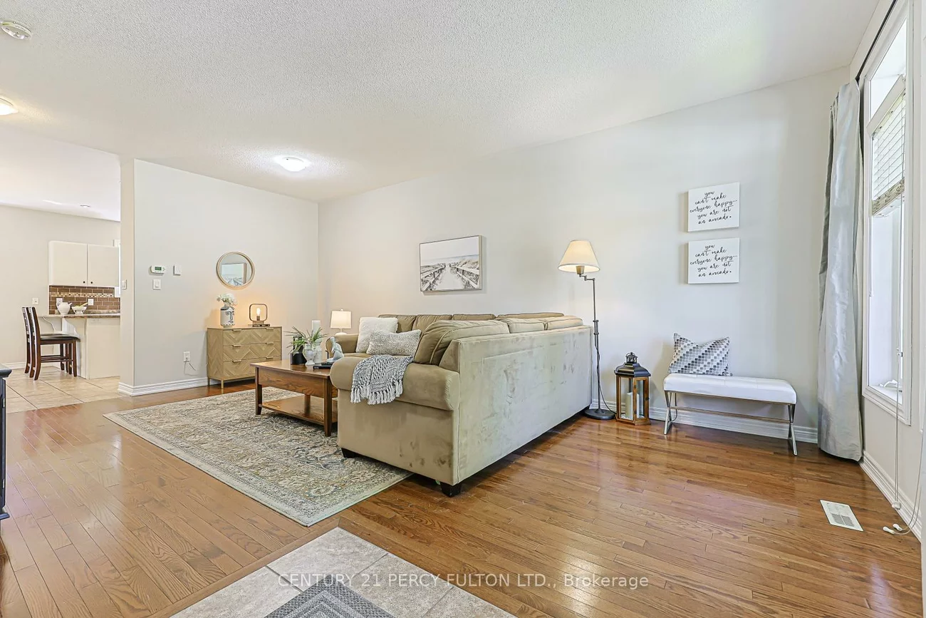 42, Arthur Case, Mt Albert, East Gwillimbury