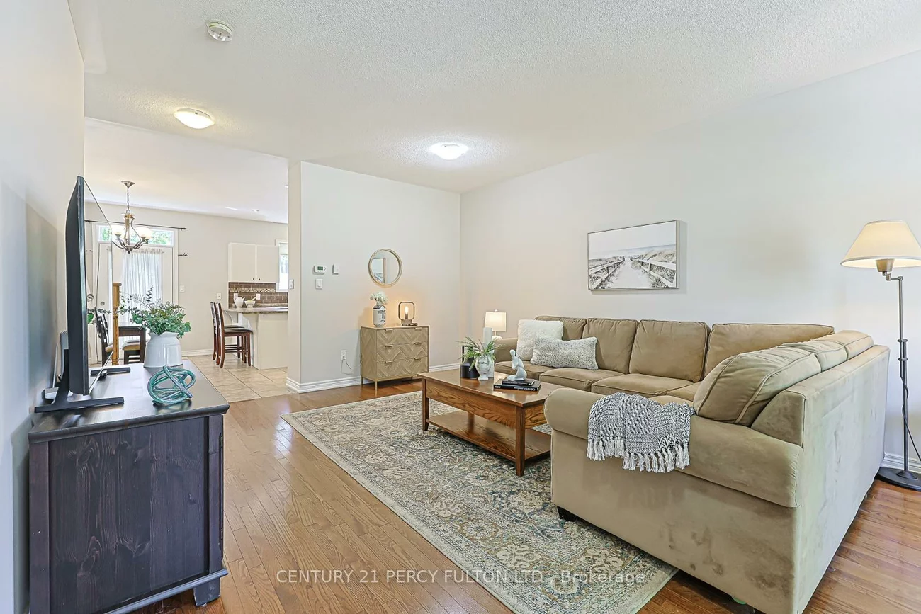 42, Arthur Case, Mt Albert, East Gwillimbury