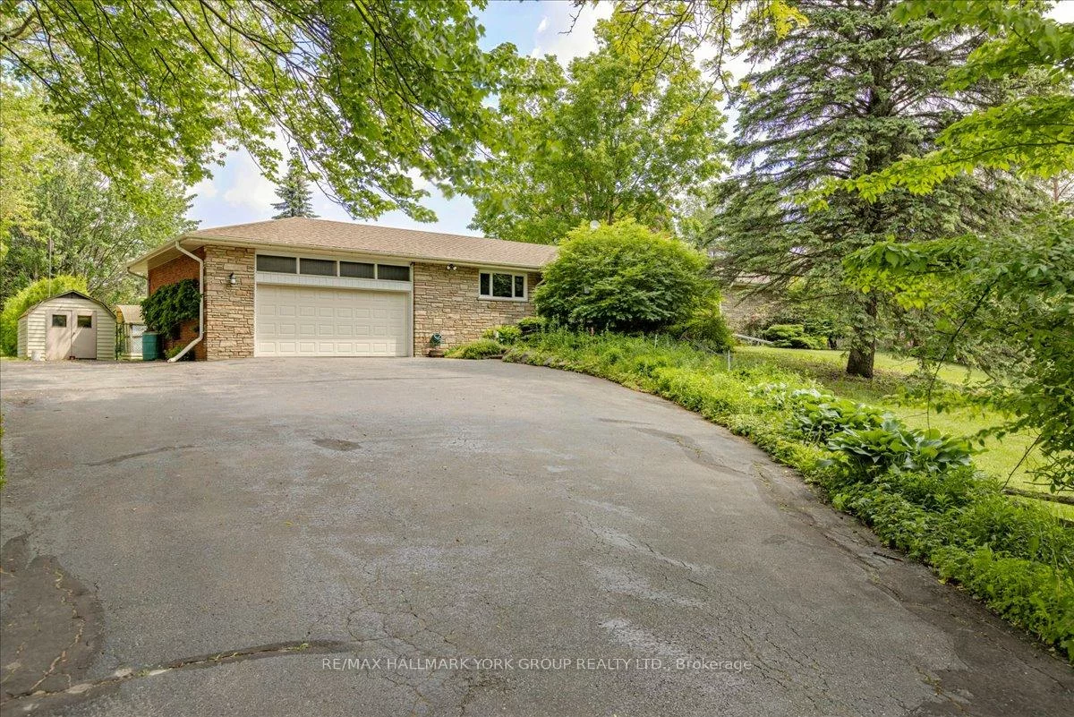 2490, Holborn, Rural East Gwillimbury, East Gwillimbury