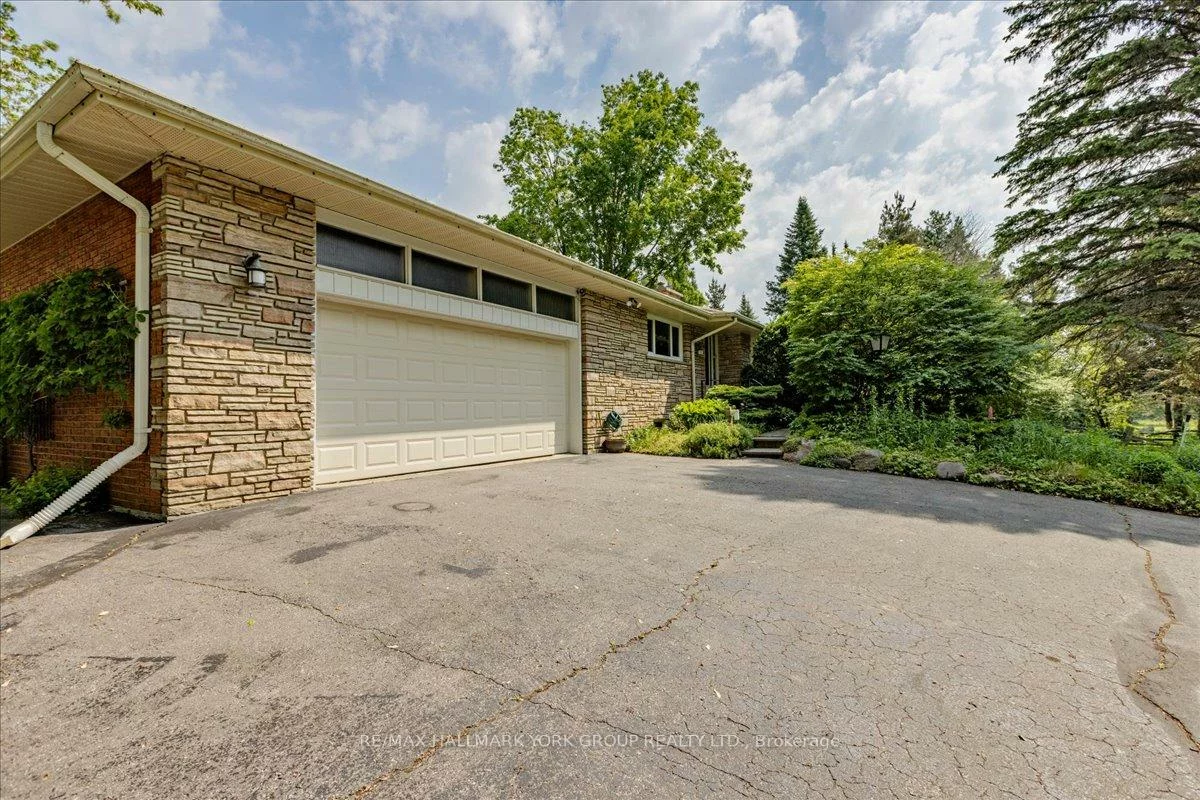 2490, Holborn, Rural East Gwillimbury, East Gwillimbury