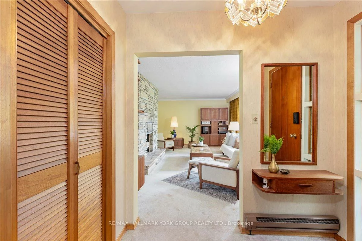 2490, Holborn, Rural East Gwillimbury, East Gwillimbury