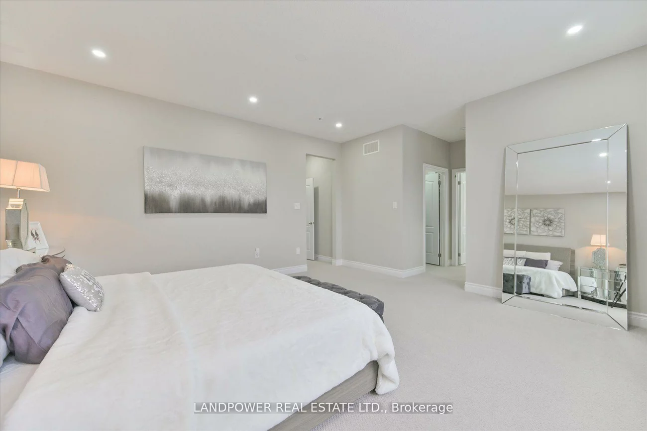 20, Tesla, Holland Landing, East Gwillimbury