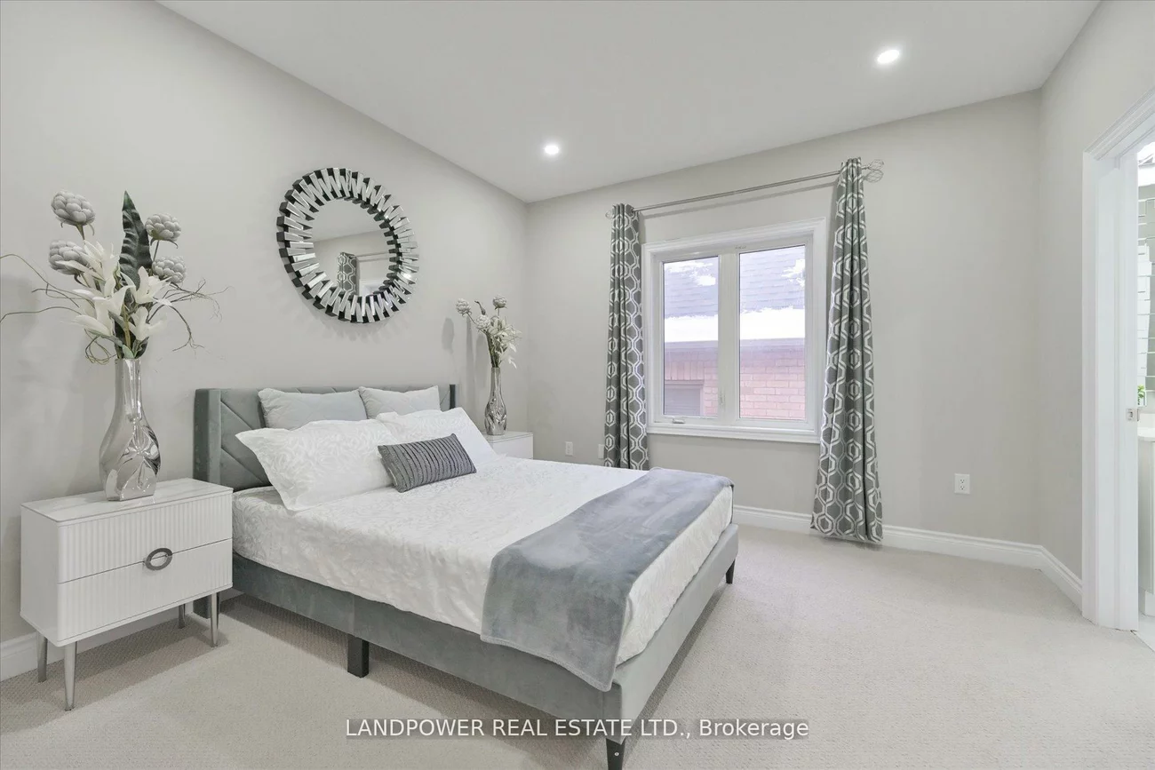 20, Tesla, Holland Landing, East Gwillimbury