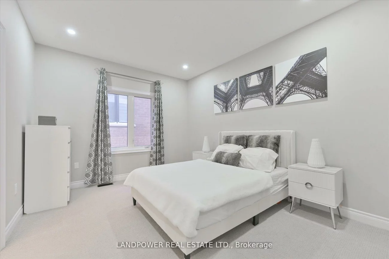 20, Tesla, Holland Landing, East Gwillimbury