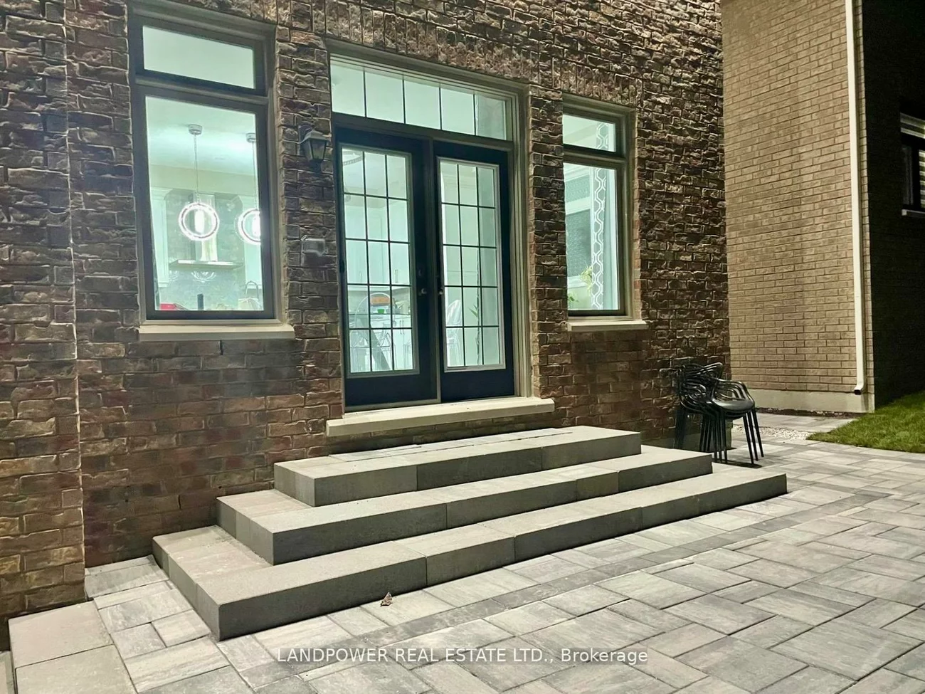 20, Tesla, Holland Landing, East Gwillimbury