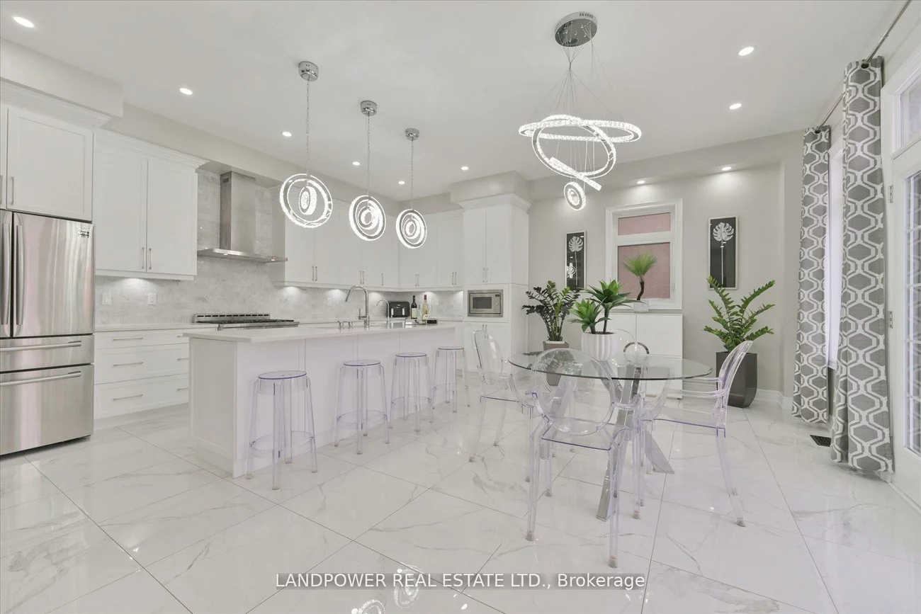 20, Tesla, Holland Landing, East Gwillimbury