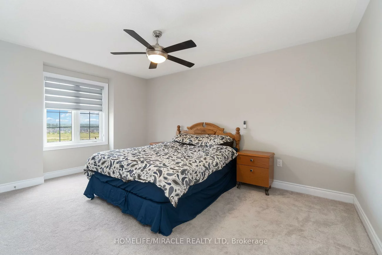 25, Pear Blossom, Holland Landing, East Gwillimbury