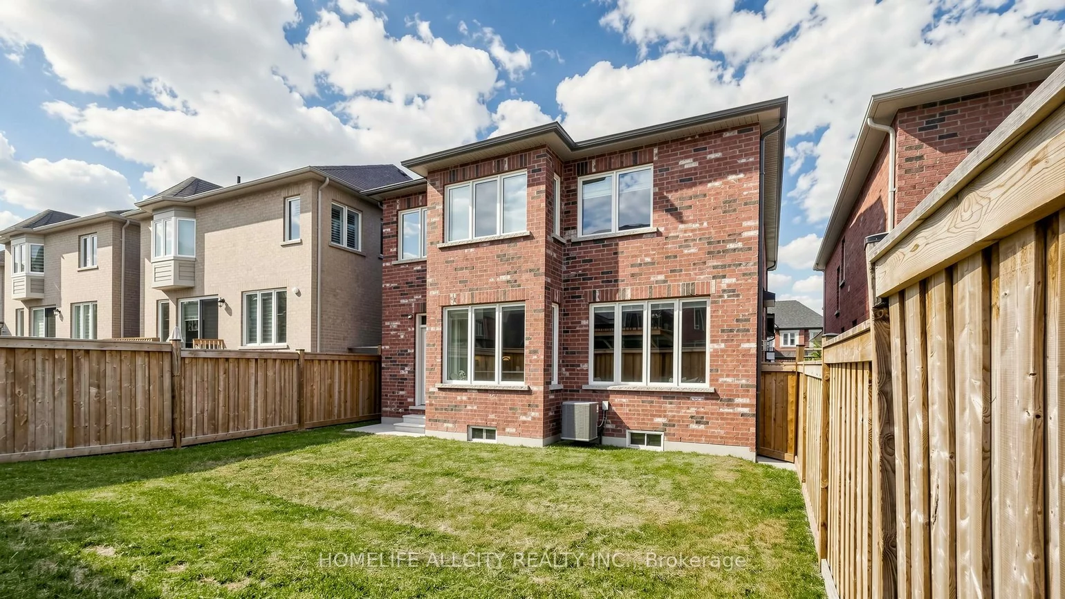 115, Carriage Shop, Queensville, East Gwillimbury