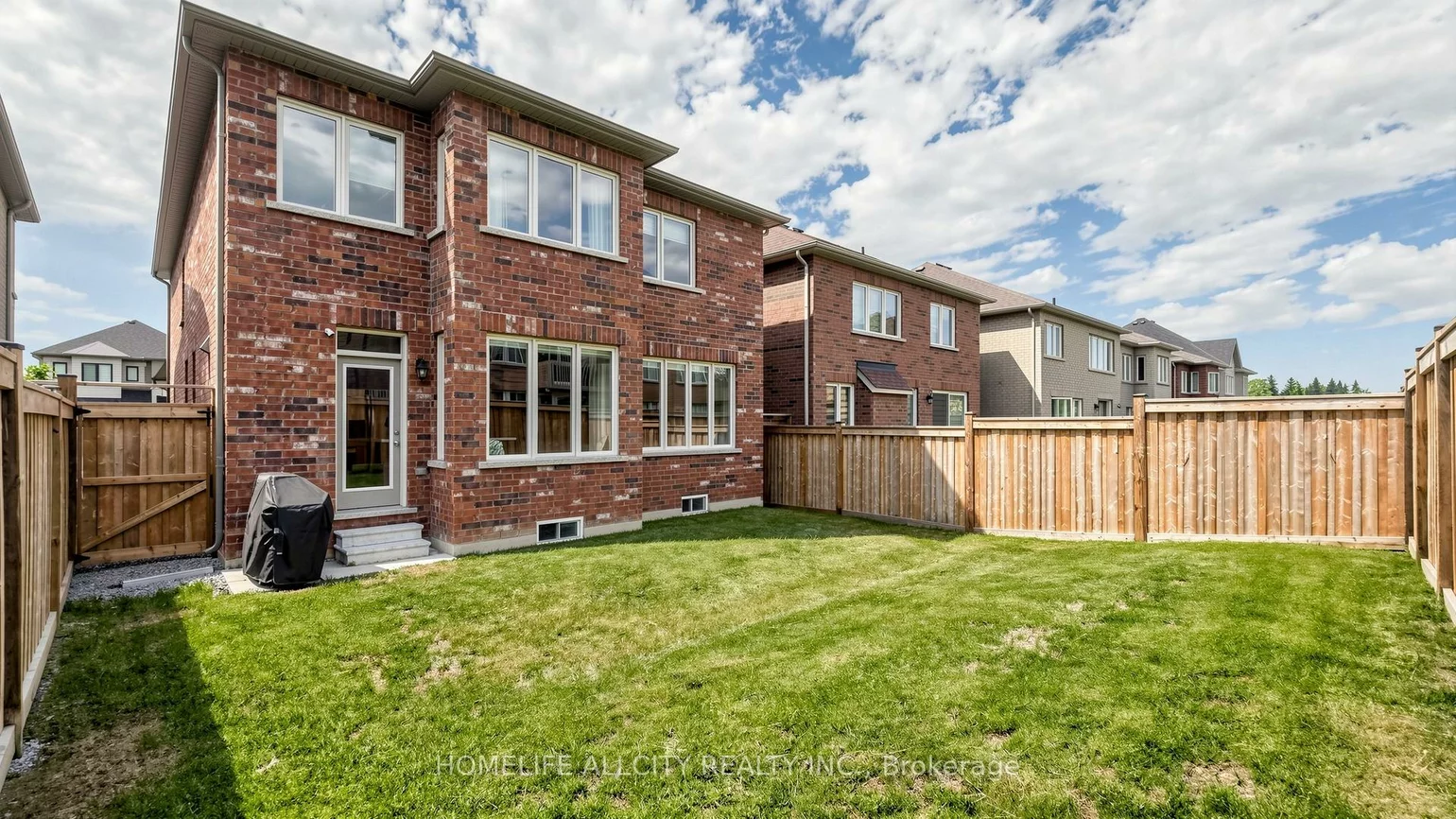 115, Carriage Shop, Queensville, East Gwillimbury