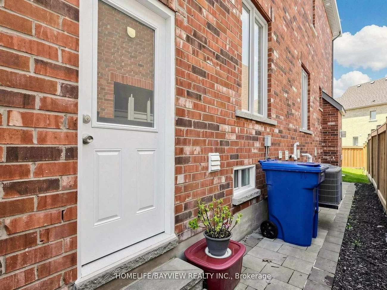 62, Pear Blossom, Holland Landing, East Gwillimbury