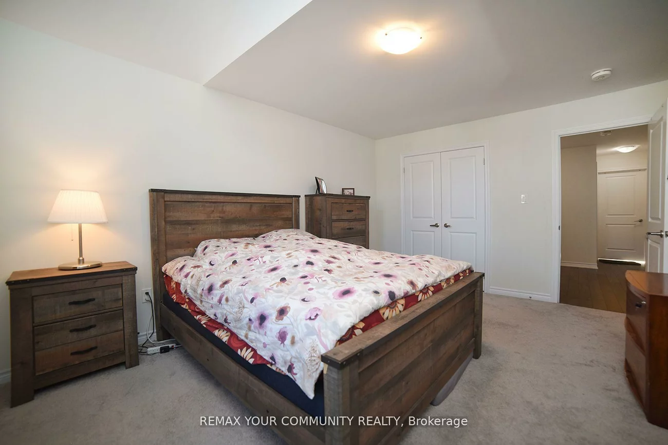 12, Viola, Sharon, East Gwillimbury