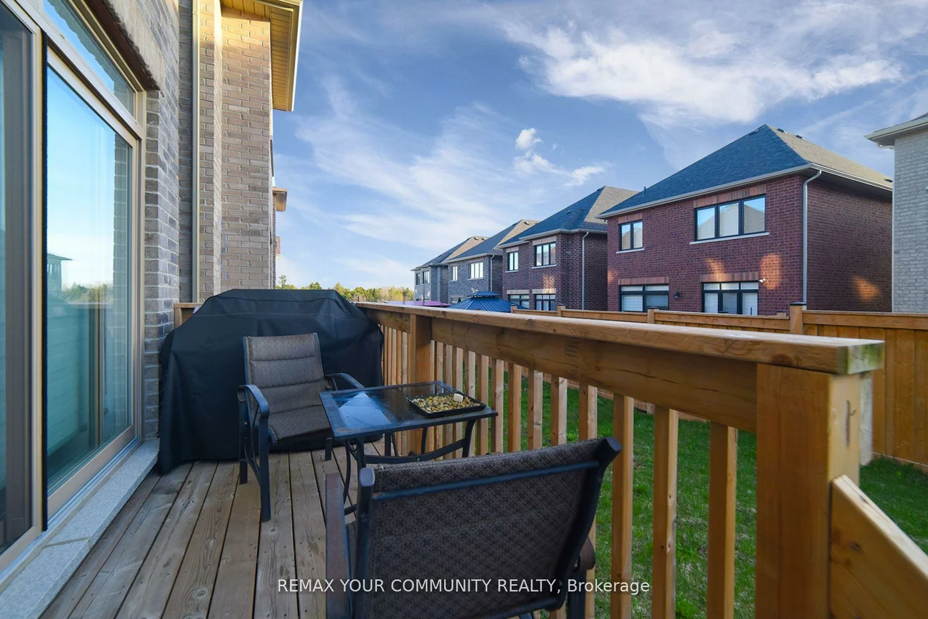 12, Viola, Sharon, East Gwillimbury