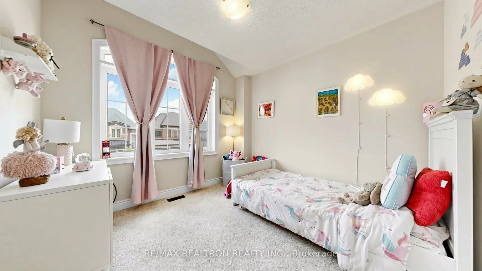 18, Ladder, Sharon, East Gwillimbury