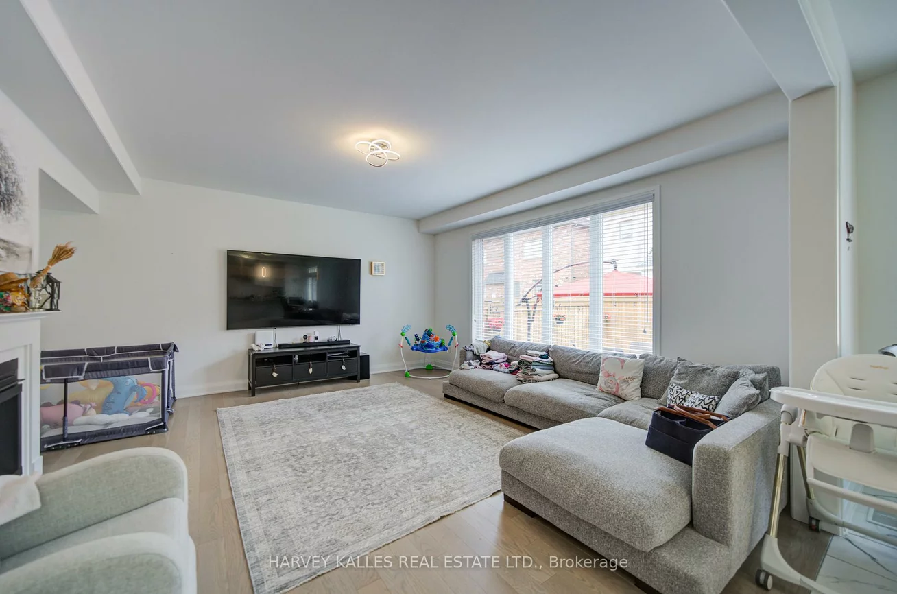 33, Concert Hill, Holland Landing, East Gwillimbury