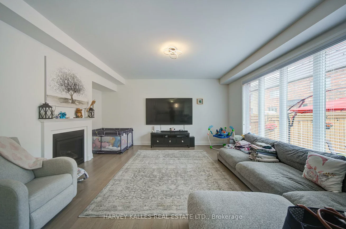 33, Concert Hill, Holland Landing, East Gwillimbury
