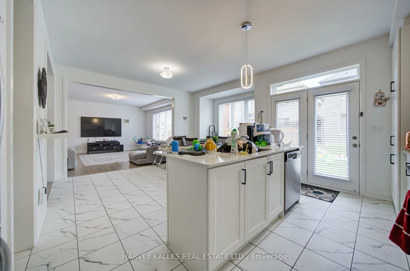33, Concert Hill, Holland Landing, East Gwillimbury