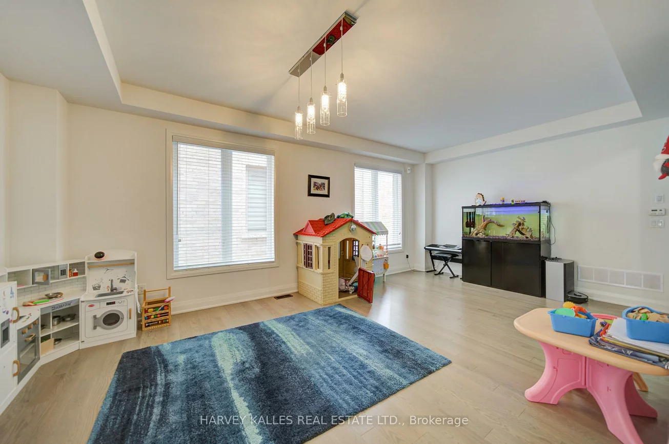 33, Concert Hill, Holland Landing, East Gwillimbury