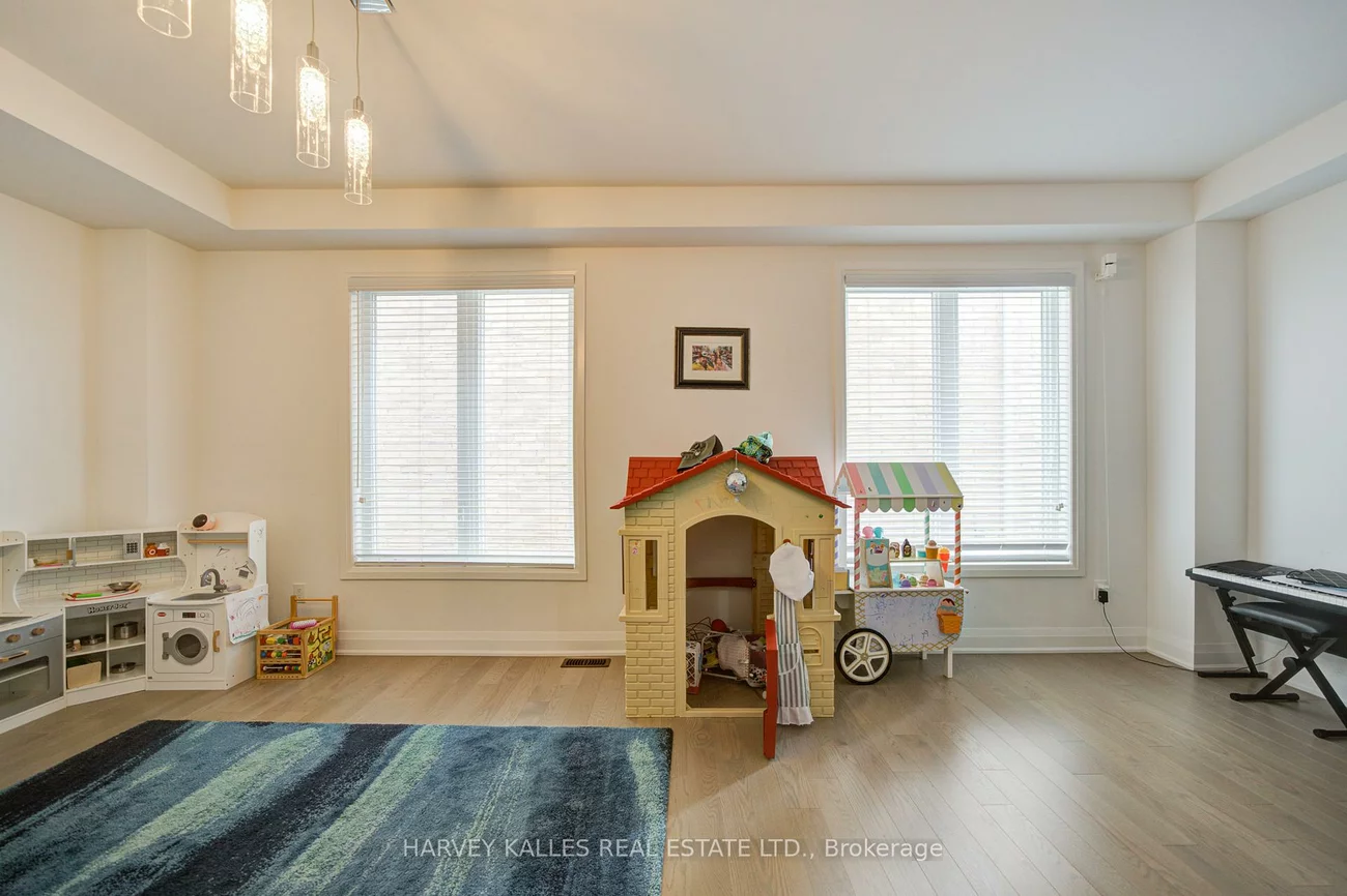 33, Concert Hill, Holland Landing, East Gwillimbury