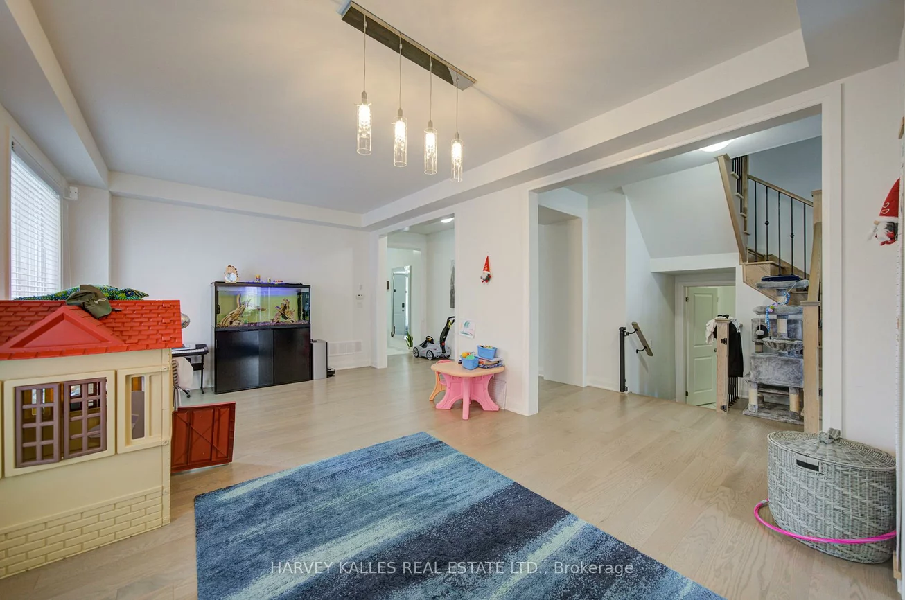 33, Concert Hill, Holland Landing, East Gwillimbury