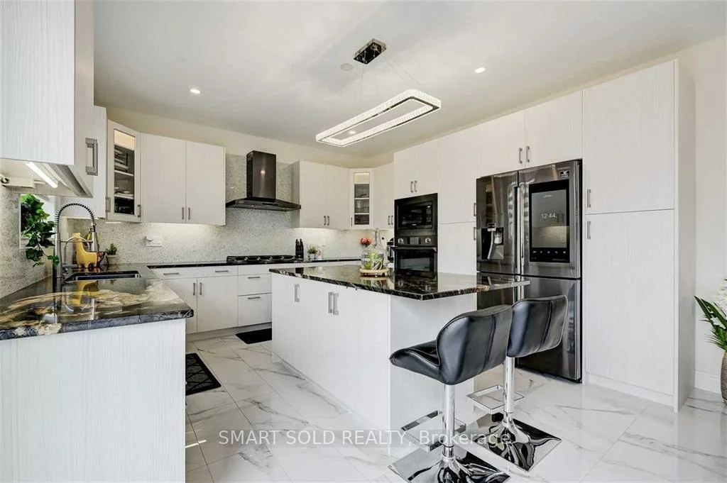 207, Walter English, Queensville, East Gwillimbury