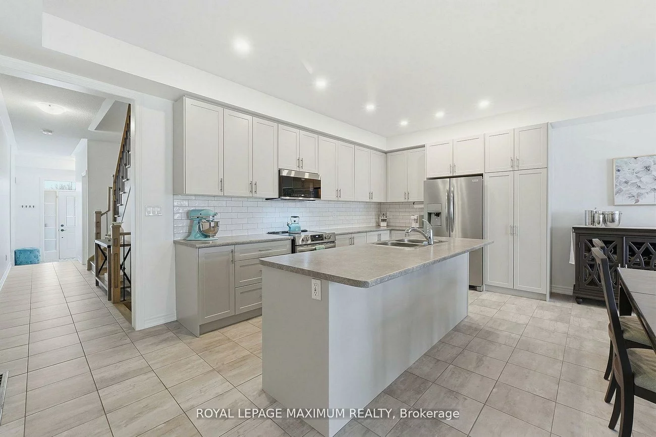 48, Cupples Farm, Mt Albert, East Gwillimbury