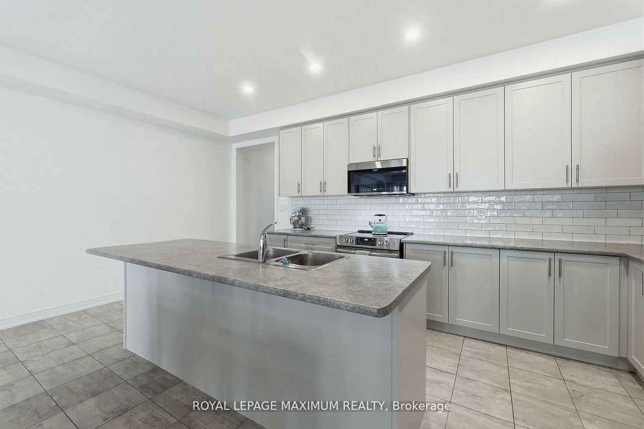 48, Cupples Farm, Mt Albert, East Gwillimbury