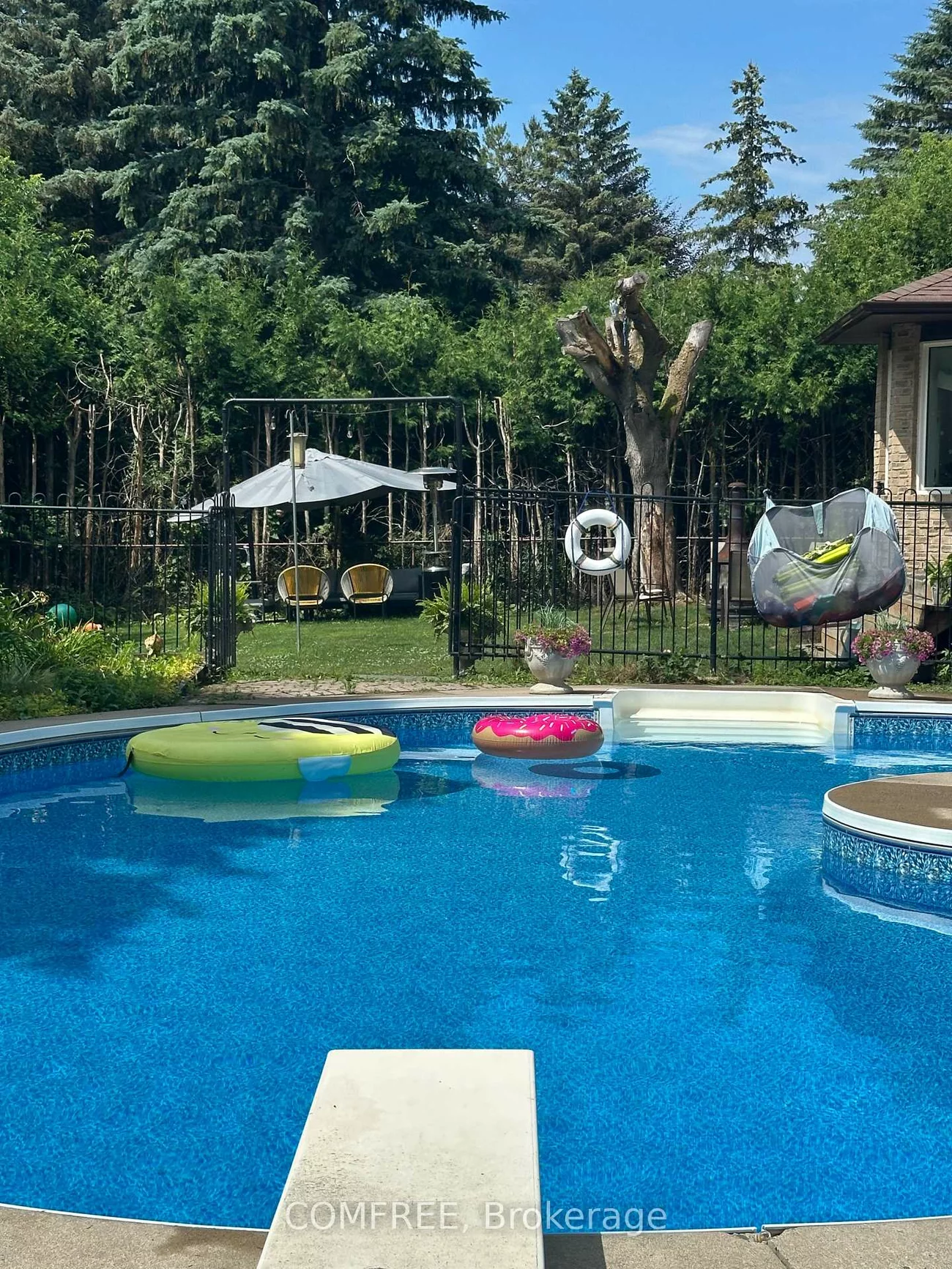 46, William, Sharon, East Gwillimbury