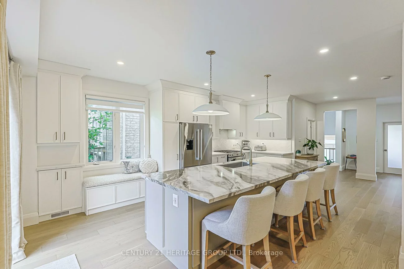 93, Ridge Gate, Mt Albert, East Gwillimbury