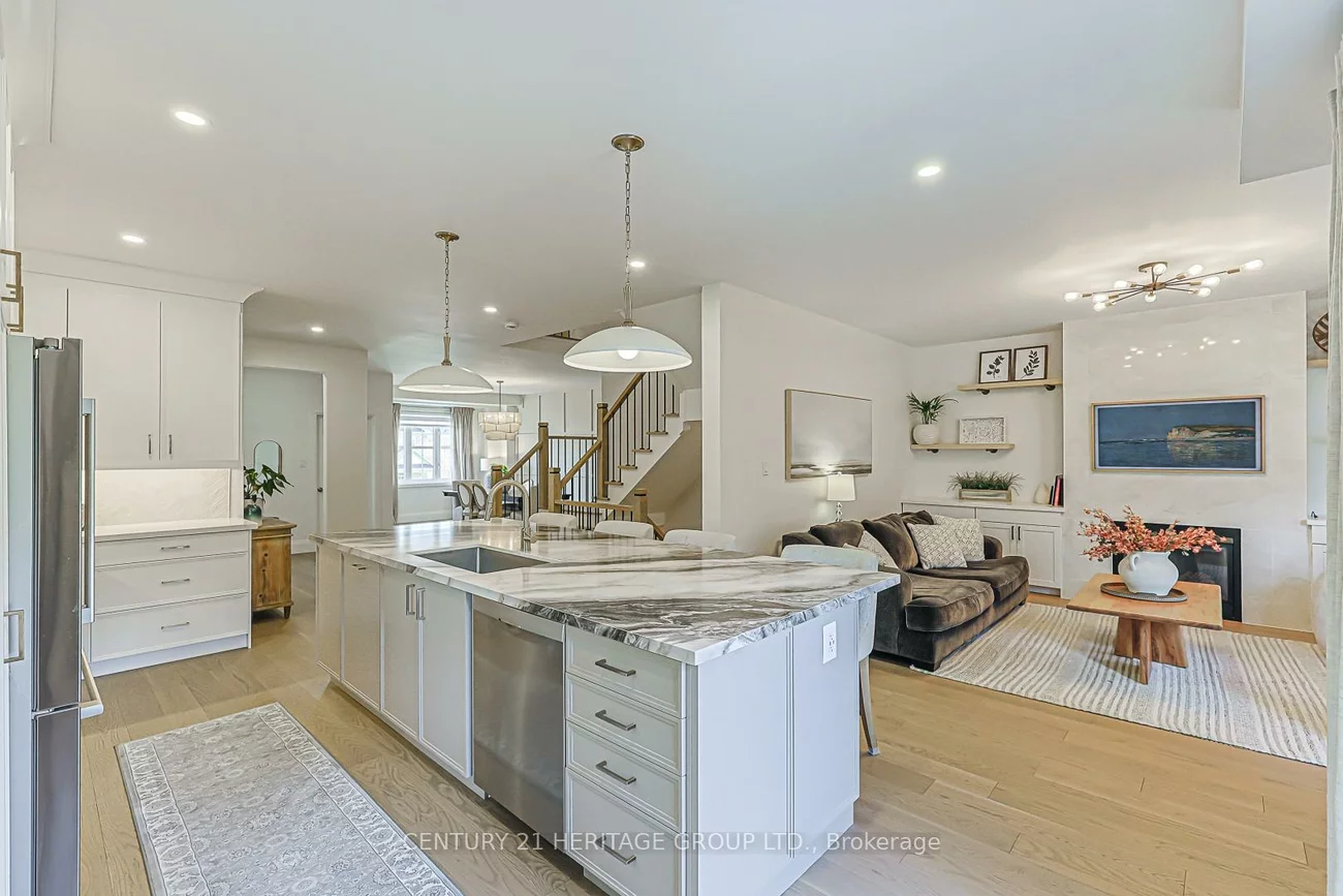 93, Ridge Gate, Mt Albert, East Gwillimbury