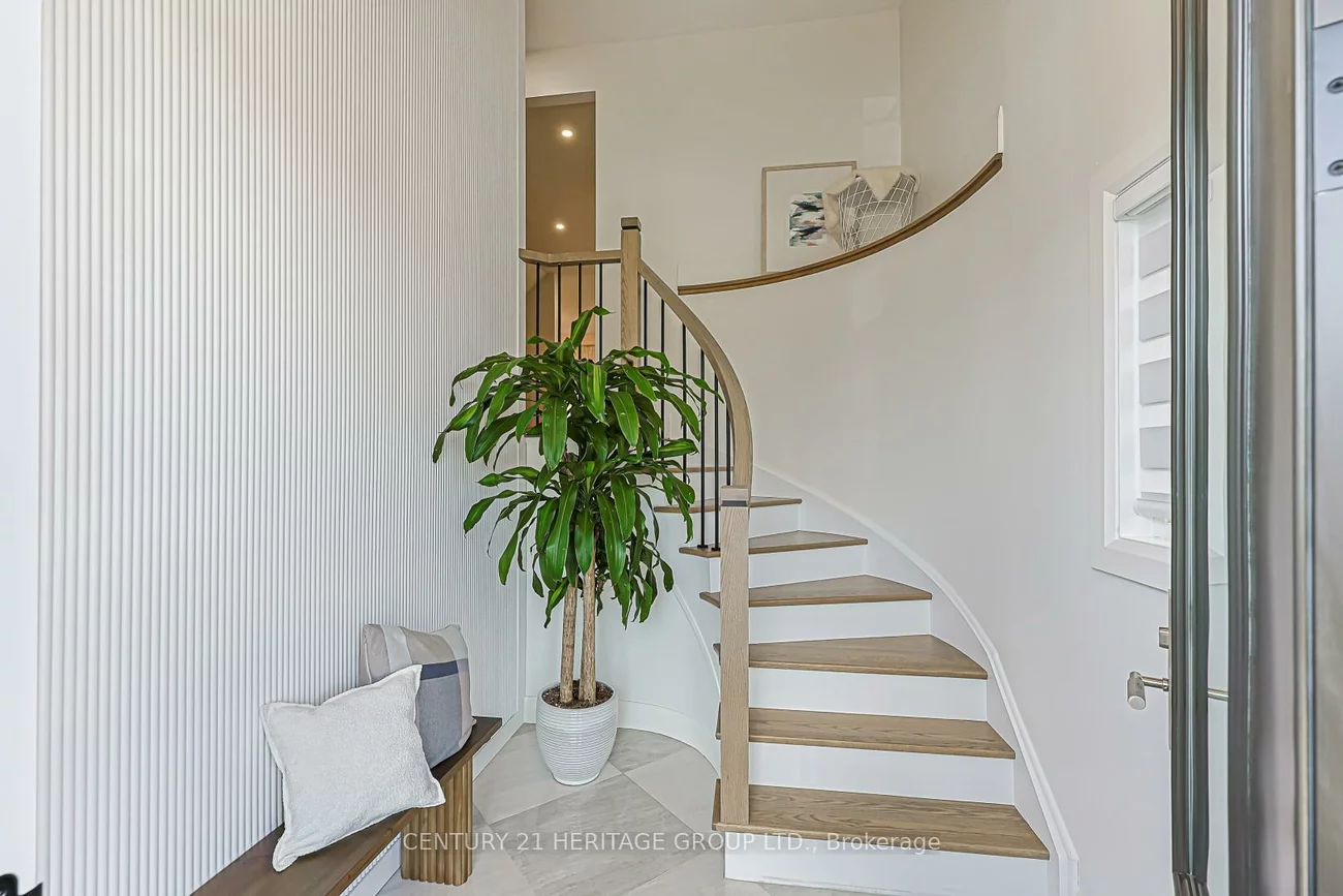 93, Ridge Gate, Mt Albert, East Gwillimbury
