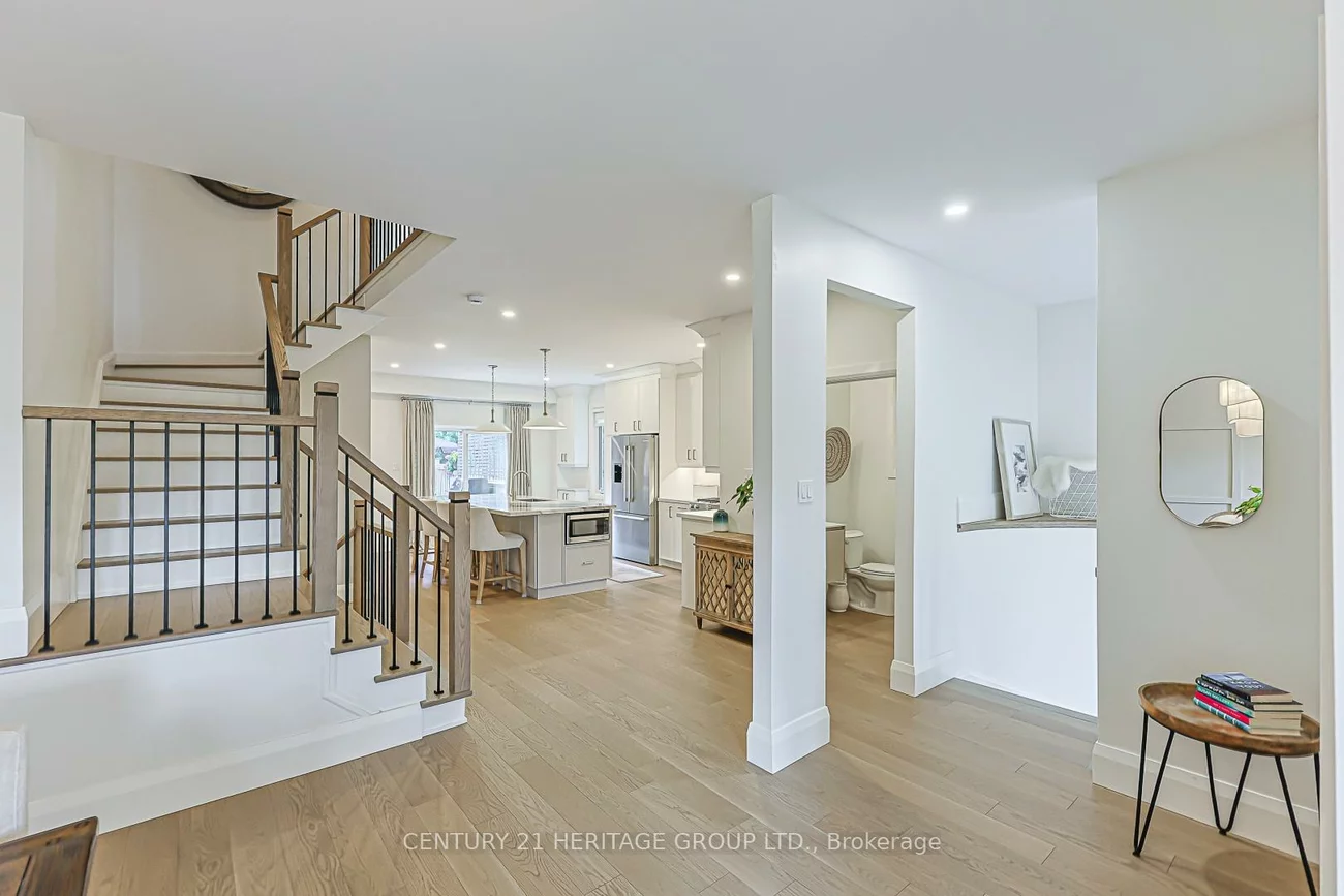 93, Ridge Gate, Mt Albert, East Gwillimbury