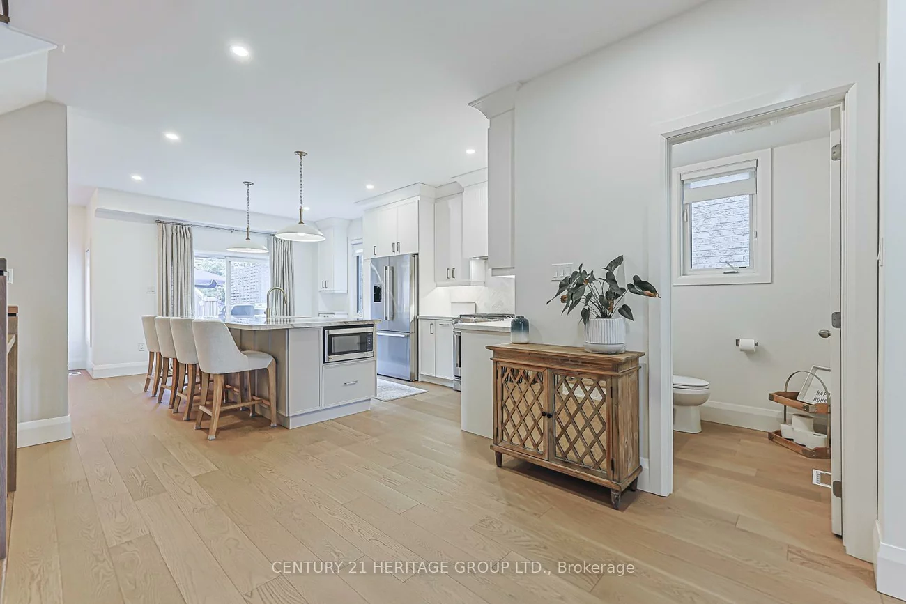 93, Ridge Gate, Mt Albert, East Gwillimbury