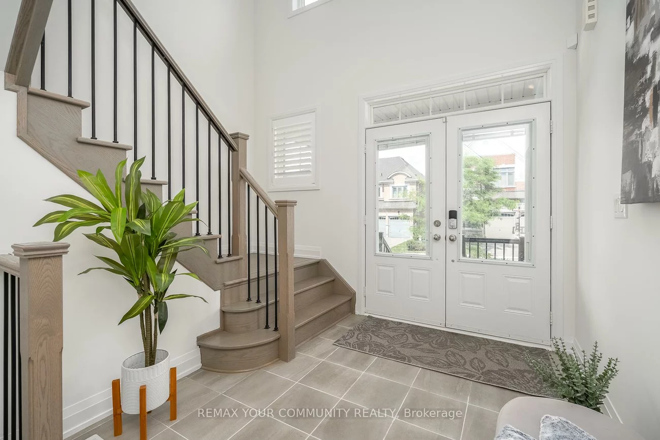 8, Snap Dragon, Holland Landing, East Gwillimbury