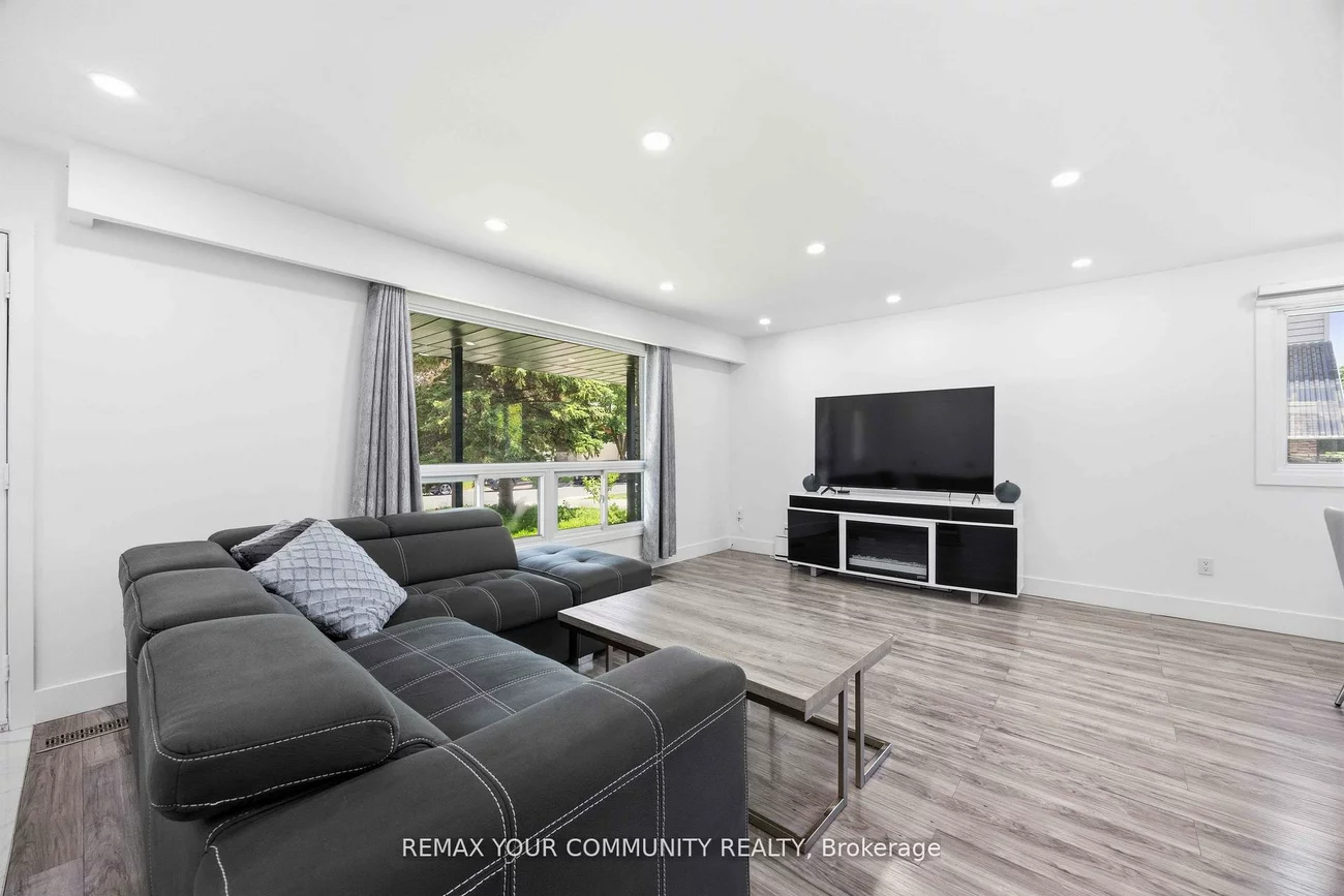 244, East, Holland Landing, East Gwillimbury